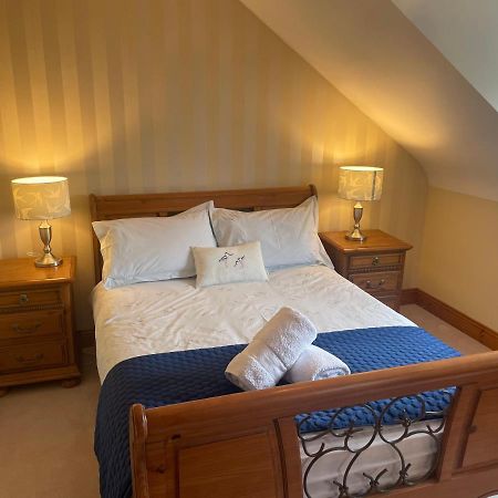 Cosy Rooms In A Stone Cottage Salthill Екстер'єр фото