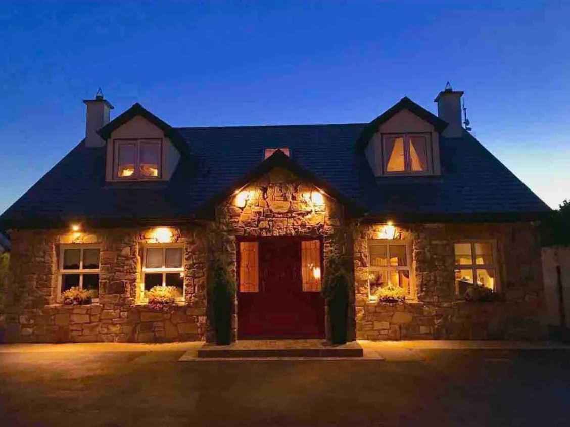 Cosy Rooms In A Stone Cottage Salthill Екстер'єр фото