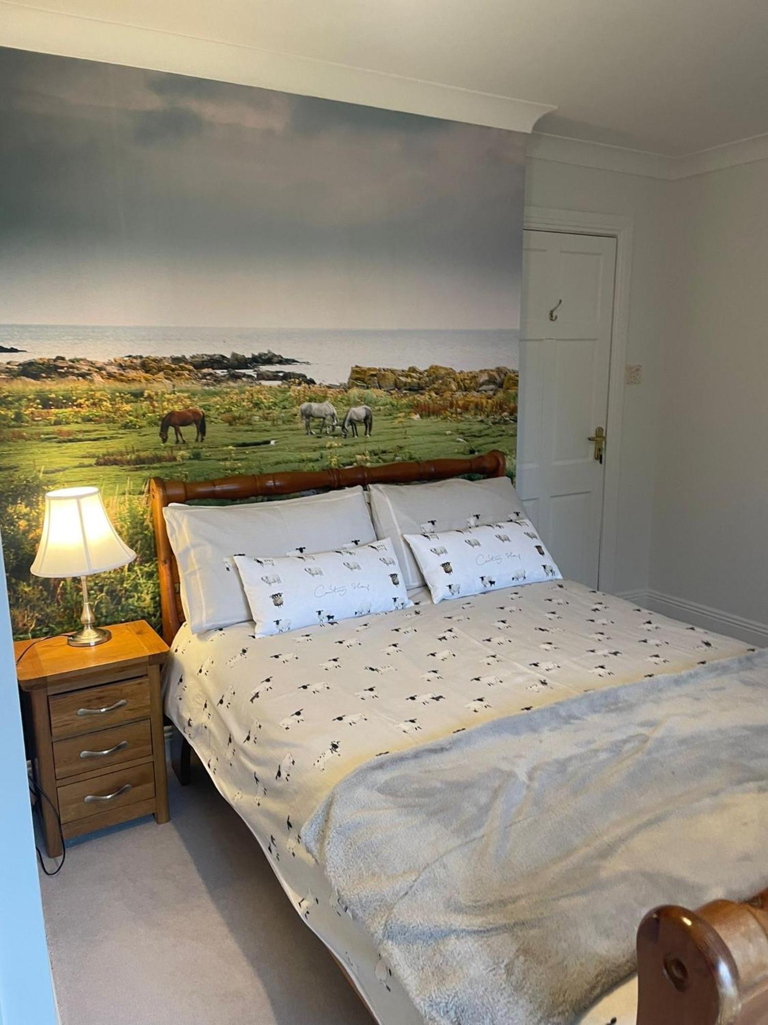 Cosy Rooms In A Stone Cottage Salthill Екстер'єр фото